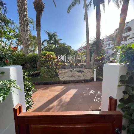 Apartment Villas And In A Popular Complex Playa de las Americas (Tenerife)