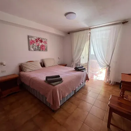 Villas And In A Popular Complex * Playa de las Americas (Tenerife)