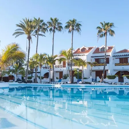 Villas And In A Popular Complex Playa de las Americas (Tenerife)