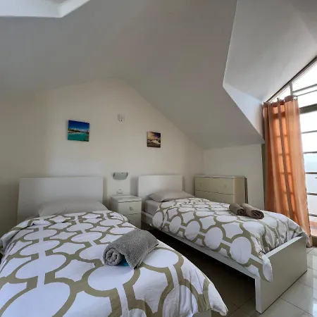 Villas And In A Popular Complex *